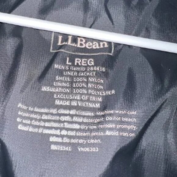 L.L. Bean Men's Waterproof Jacket Size L-Reg - Picture 3 of 6